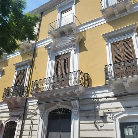 Saint Cristofer House
