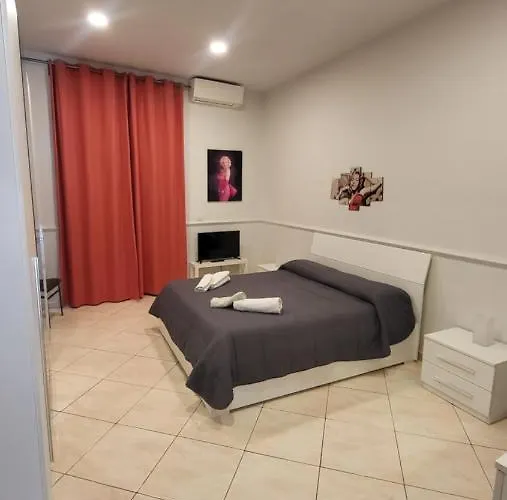 Saint Cristofer House